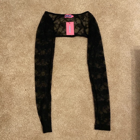 NWT Edikted Black Lace Sleeves - Picture 2 of 3